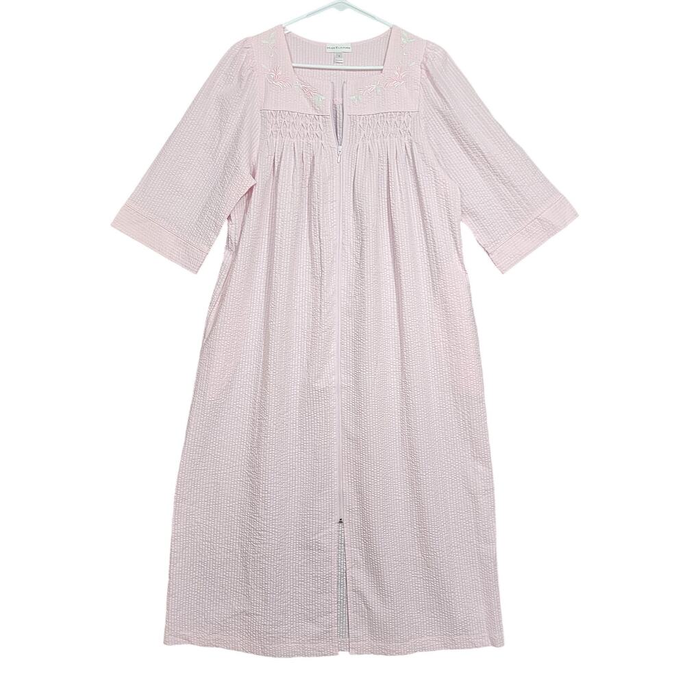 Miss Elaine‎ Robe Long Zip Up Embroidered Seersucker Robe Pink Size Small